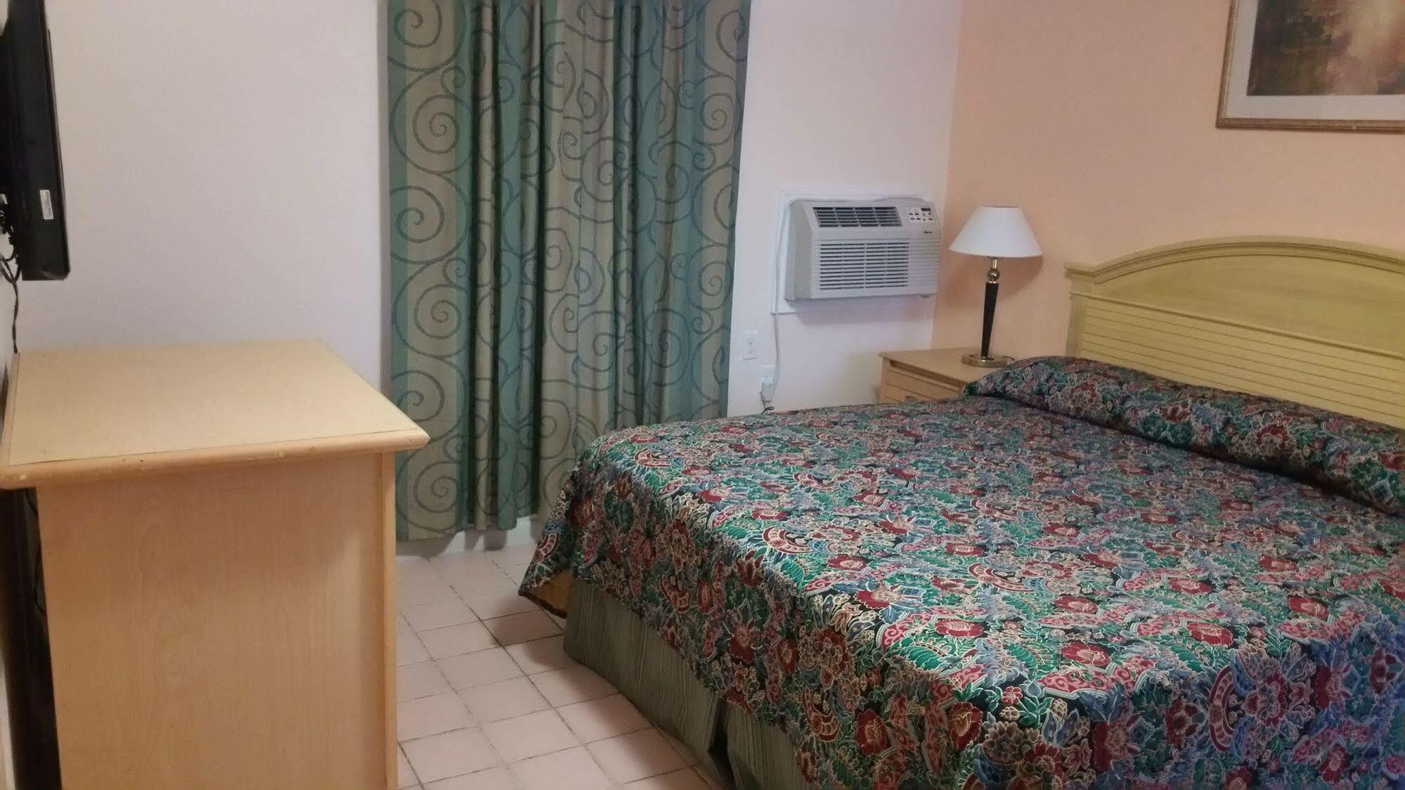 Travelers Inn - Clearwater Zewnętrze zdjęcie